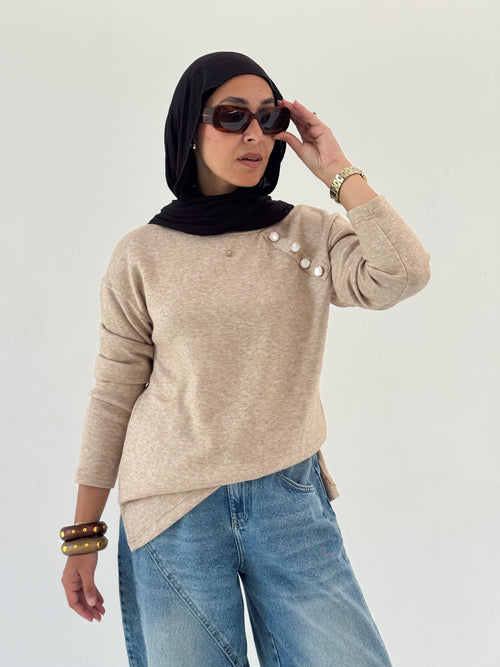 Chic Essential Beige Pullover